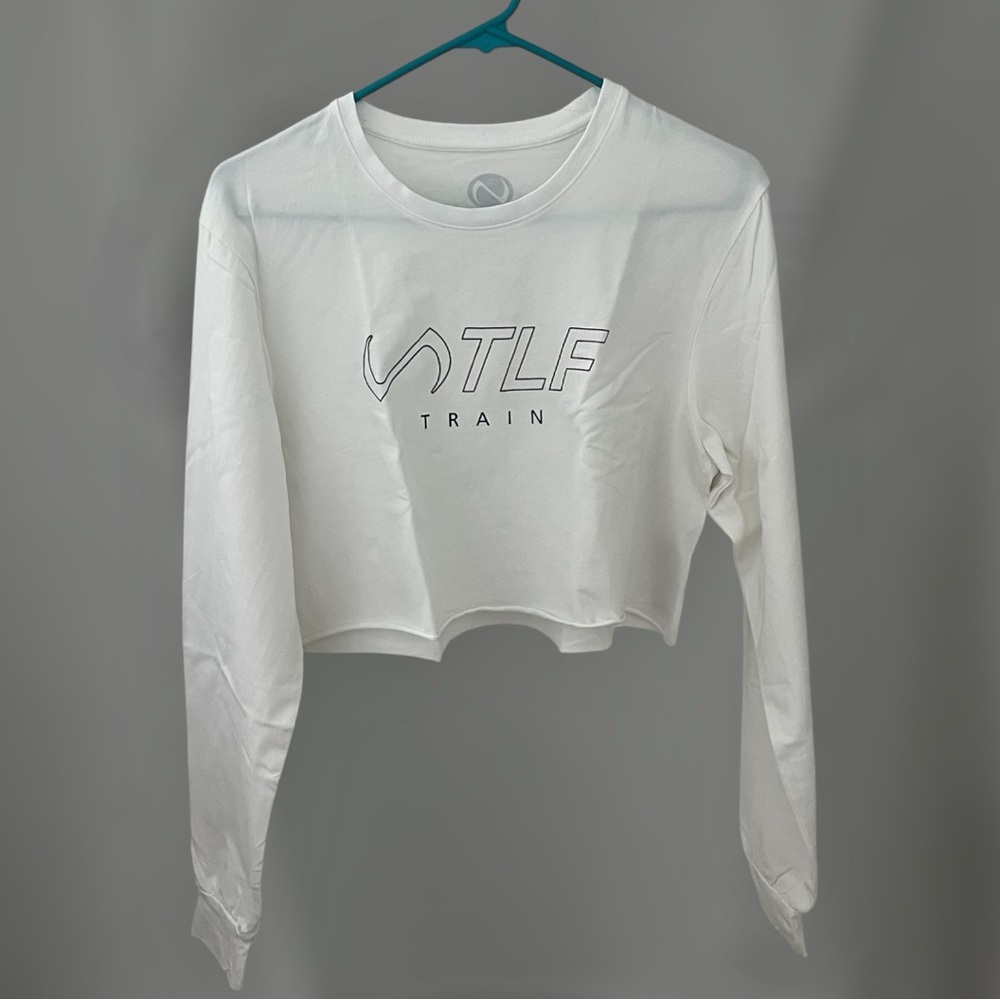 ⚪️TLF: Women’s size small, white cropped workout logo shirt, worn once⚪️
